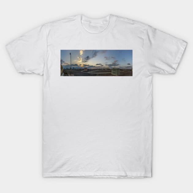 KAUST - PANORAMA T-Shirt by likbatonboot